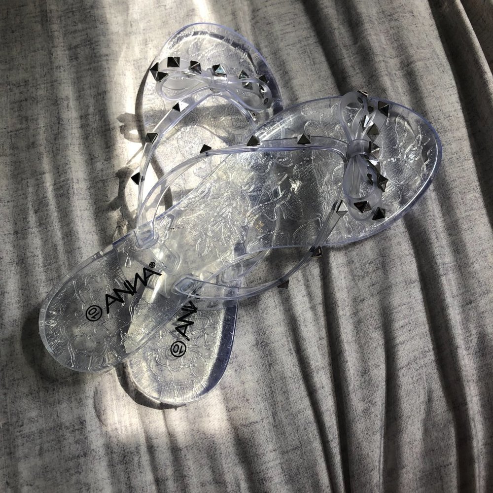 Rock stud, Clear bow, Jelly Thong Sandals
